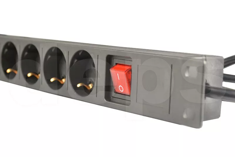 Блок сетевых розеток PDU19-8E-LS