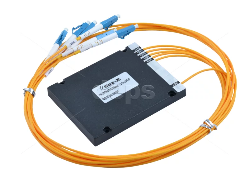 CWDM-BiDi-02-04wave1-2.0-1m-LC+EXP, Мультиплексор/Демультиплексор 2 канали по одному волокну, 4 довжини хвиль с прохідним портом EXP CWDM-BiDi-02-04wave1-2.0-1m-LC+EXP