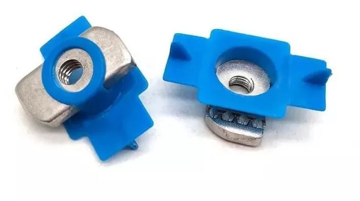 Гайка монтажная ART 613 М8 цинк plastic fixation