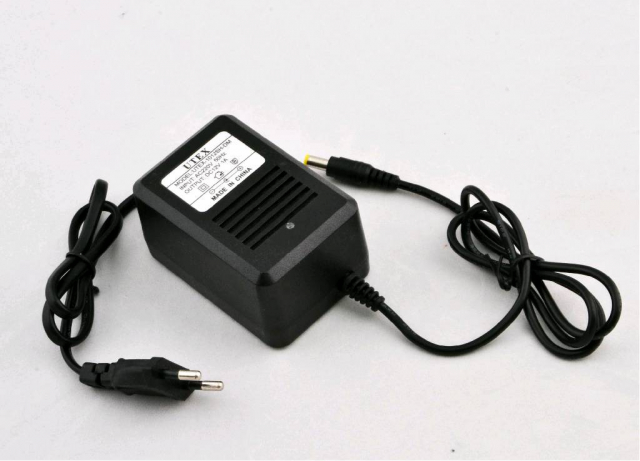 UTEX 1012SH-DM Блок живлення 12В, 1А