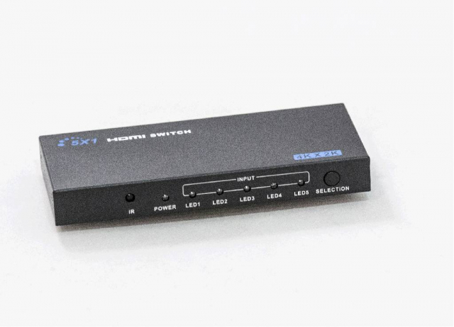 LKV501E 5-портовий HDMI-перемикач